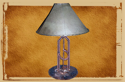 horseshoe lamp